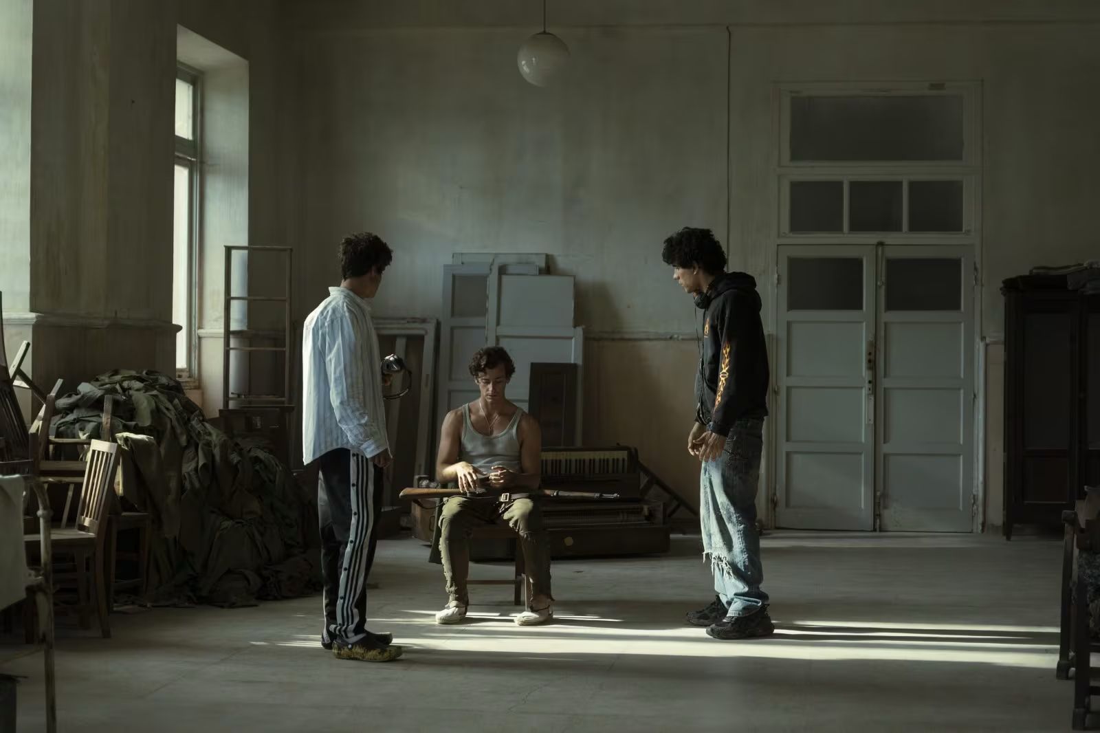 Lanzan el tráiler de ‘La Bola Negra’, la película queer que conquistó Cannes