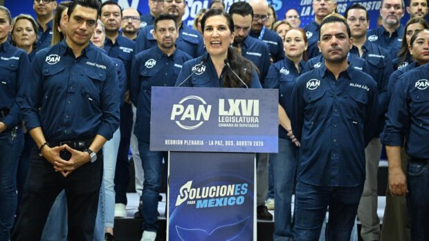 Kenia López Rabadán destaca una Cámara de Diputados plural y paritaria