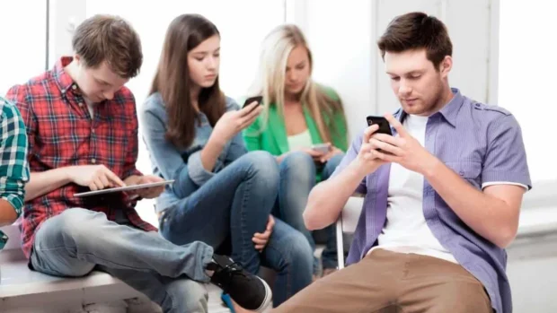TikTok abre el apetito de los adolescentes y puede influir en lo que quieren comer