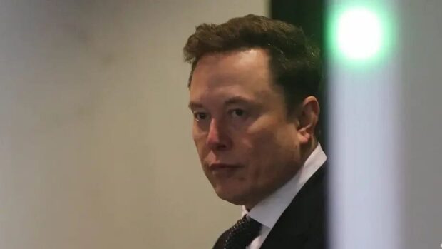 Elon Musk amenaza con demandar por documental sobre su vida