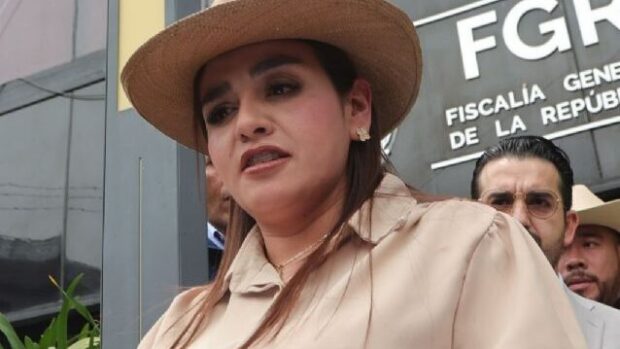 Grecia Quiroz pide a la FGR investigar el homicidio de Carlos Manzo ante desconfianza en Michoacán