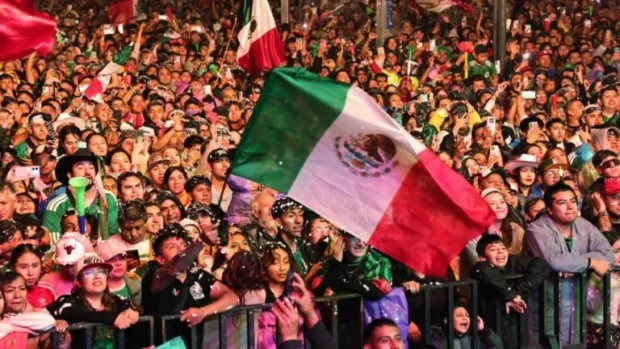 Piñatas, lucha libre y música: así será la Fiesta Tricolor gratis en la Glorieta de los Insurgentes